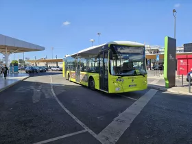 Terminali vaheline buss