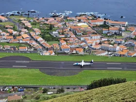 SATA õhusõidukid Flores FLW lennujaamas