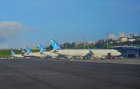 Azores Airlines'i lennukid Ponta Delgada lennujaamas