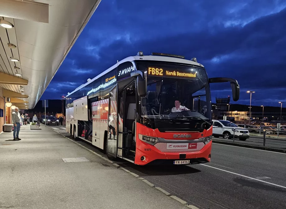 Flybussen terminali ees