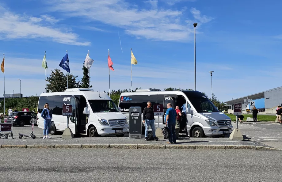 Flyo väikebussid