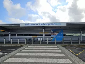 arrival by airport Southampton