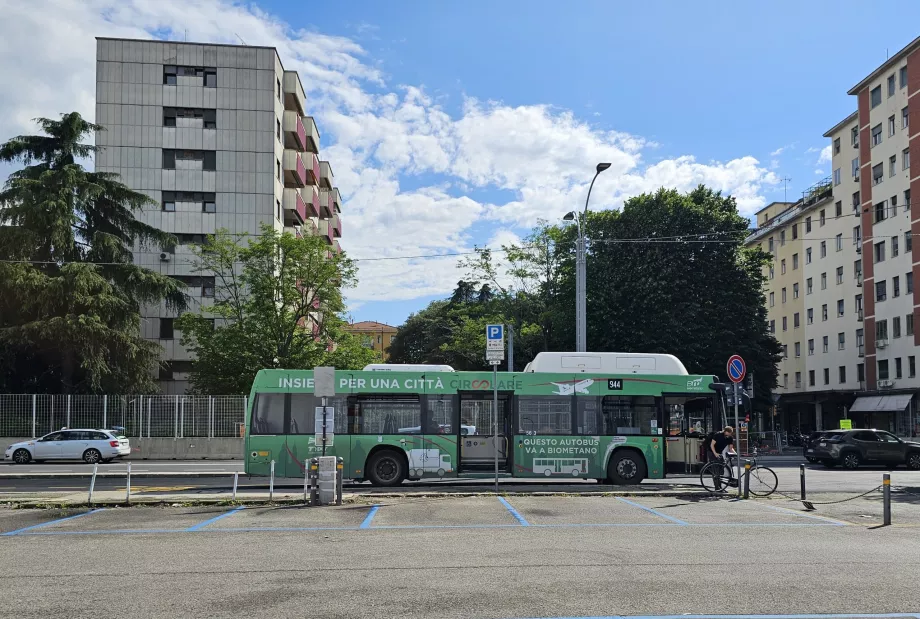 Bussipeatus 944, Ospedale Maggiore