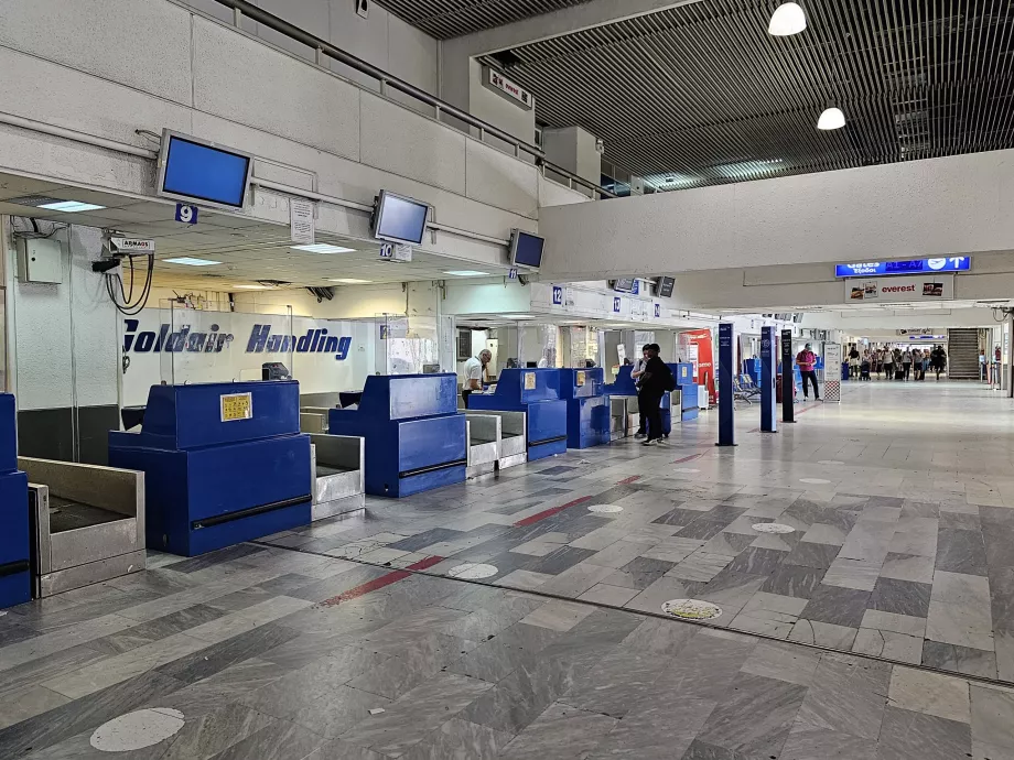 Check-in desks, Heraklion