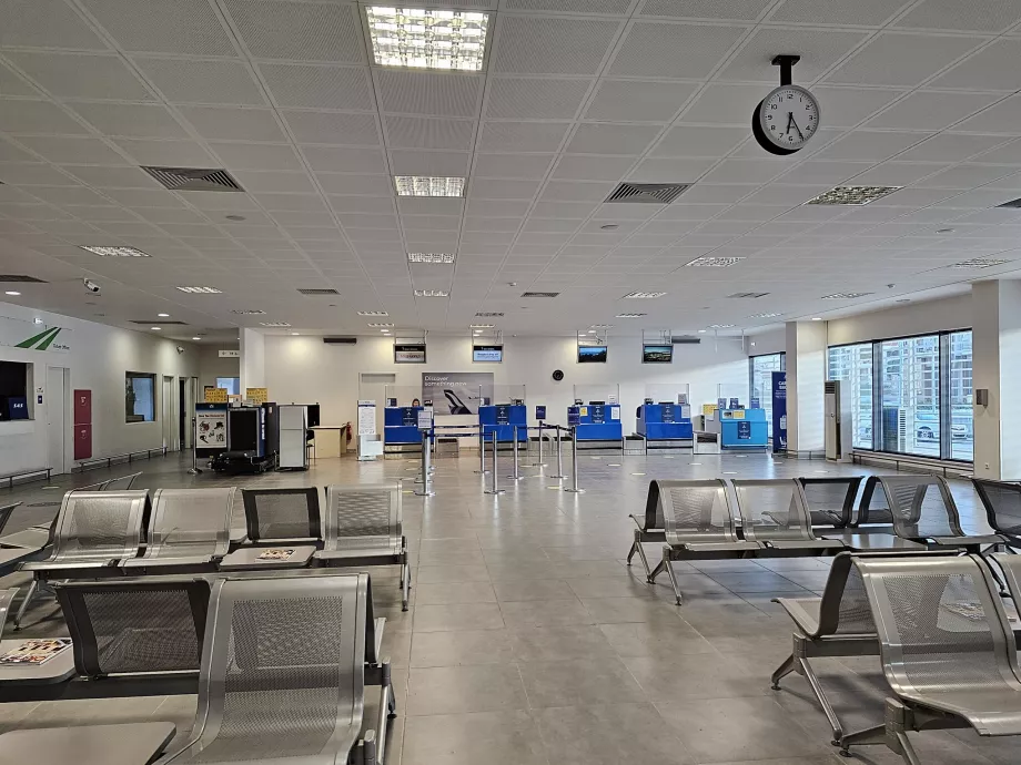 Check-in counters, IOA airport