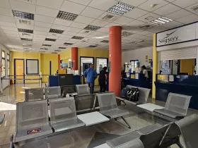 Lennule registreerimise letid ja turvakontroll, Lerose lennujaam