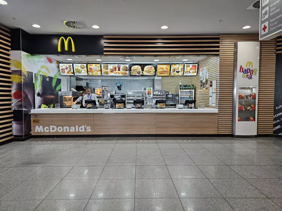 McDonald's, Varna lennujaam