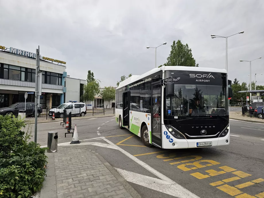 Terminali vaheline buss