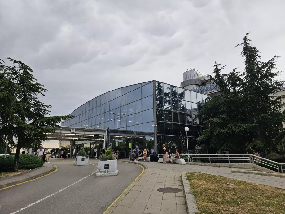 Terminal 1, Sofia lennujaam